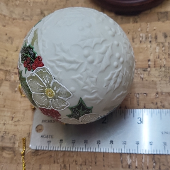 Rhyn-Rivet Christmas Rose CC-30-CR Ornament - Picture 4 of 4